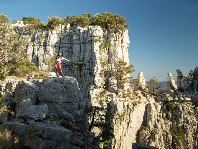 Mode Balade Cadieres De Brandisad04 Contraste Alban Desloyal