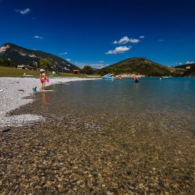 Plage du plan à Saint-André-les-Alpes
