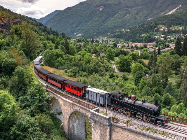 Train des Pignes, Annot Village et Cités de Caractère