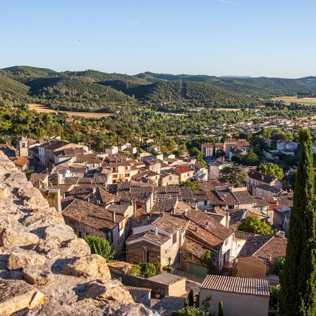 Vue d'ensemble de Gréoux-les-Bains depuis le château des templiers