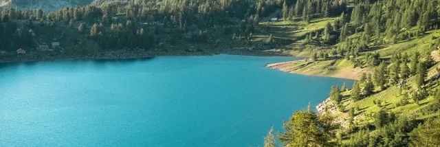 Lac d'Allos ensoleillé