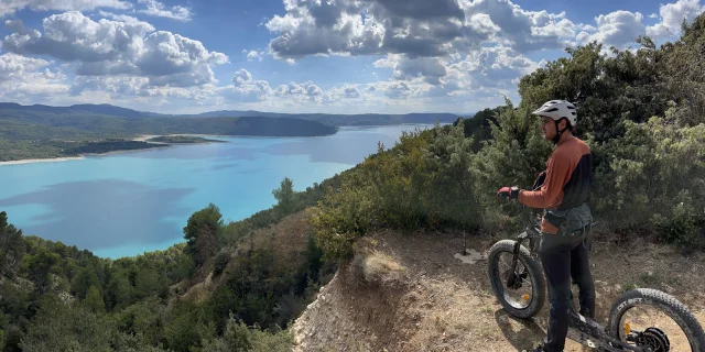 Trottin Verdon Balade En Trotinette Electrique Autour Du Lac De Sainte Croix