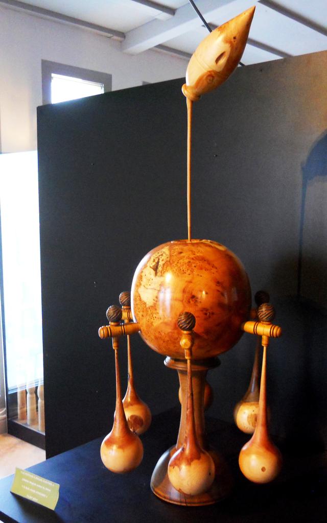 Aiguines musee bois