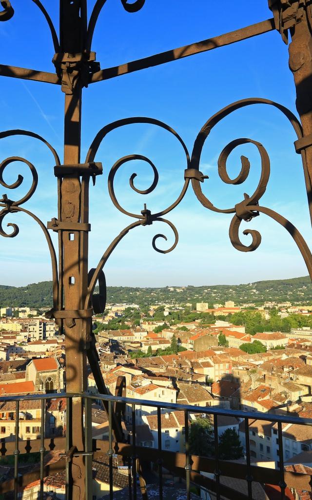 France, Var (83), Dracenie, Draguignan, tour de l'Horloge et son campanile en fer forge