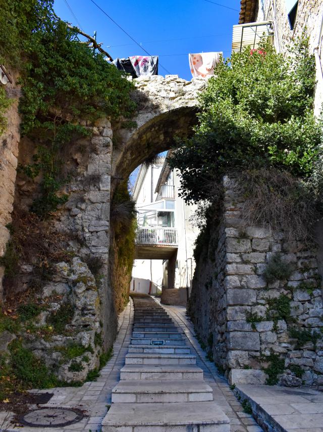 Villaggio Caractere Varages @provenceverteverdon.fr 3 Min